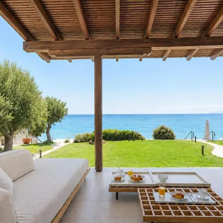 Villa Iconic Prive Beachfront Mola Kalyva