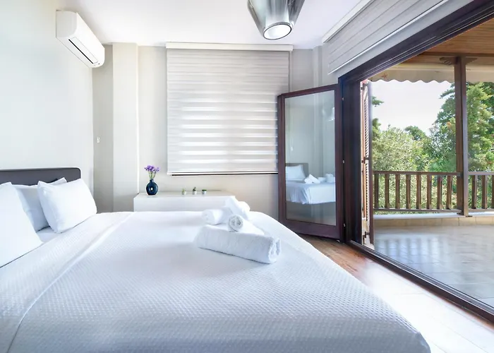 Iconic Prive Beachfront Villa Mola Kalyva