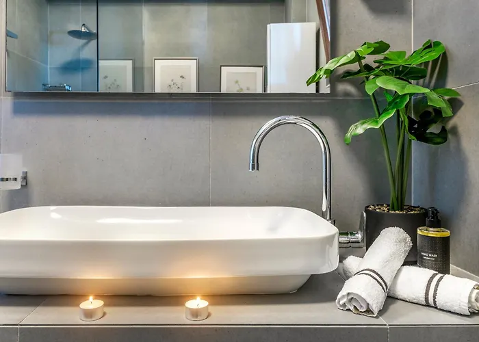 Villa Iconic Prive Beachfront Mola Kalyva