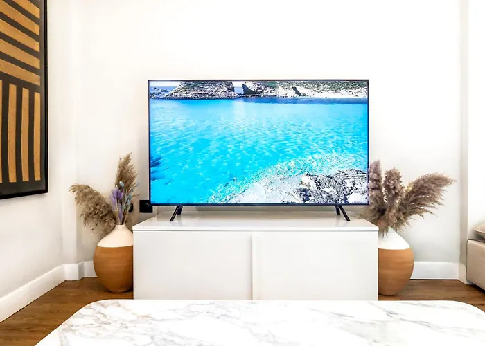 Iconic Prive Beachfront Villa *